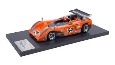 Marsh Models MM62B McLaren M8B #54 Auto World, hand-built 1/43rd scale resin model on its display base